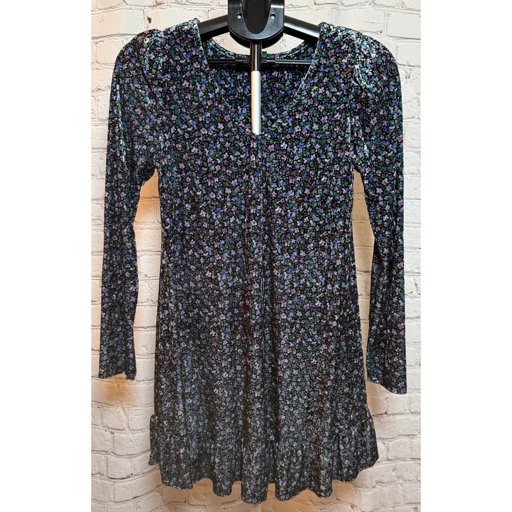 Wild Fable Purple Floral Velvet V-Neck Long‎ Sleeve Mini Dress Small Ruffle Hem